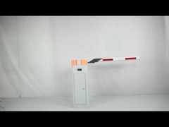 Gerbang Penghalang Putih LED Untuk Sistem Parkir Komersial Dengan 1,5 Detik